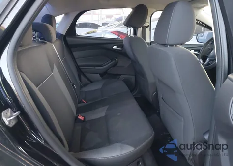 2014 Ford Focus Se z USA, uszkodzony, nr VIN 1FADP3F28EL211045